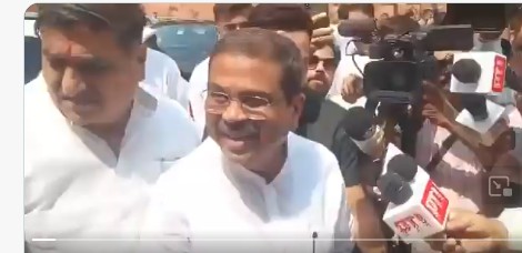 Dharmendra Pradhan : పార్లమెంట్‌కు మాజీ మంత్రి.. ‘జిందాబాద్‌’లతో ఘనస్వాగతం