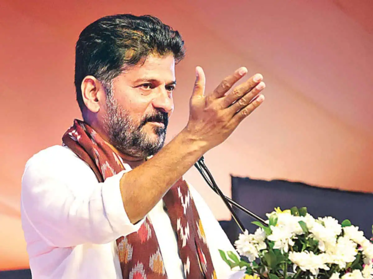ప్రతిపక్షాల విమర్శలకు చెక్ పెడుతూ.. రేవంత్ రెడ్డి వీడియో వైరల్!..